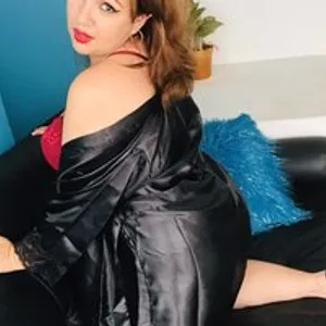 CesiBlues from bongacams