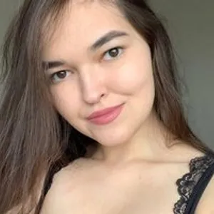 CherrryLily from bongacams