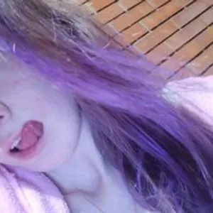 Chupik18 from bongacams