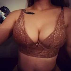 Ciderella from bongacams