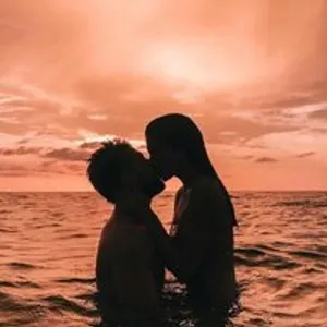 Couple-Luxury from bongacams