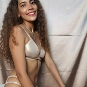 CuteBela from bongacams