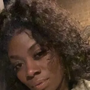 DarkChocolatea from bongacams