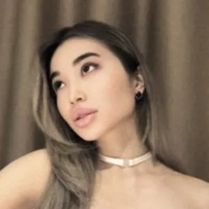 DiJezebel from bongacams