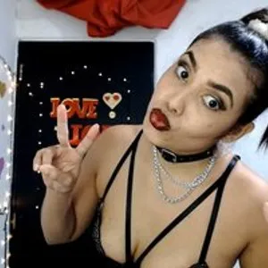 Donat3lla from bongacams