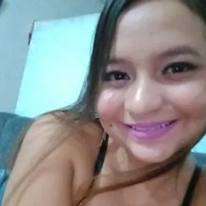 Dulce-zamora from bongacams