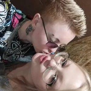 Dvelesbyhi69 from bongacams