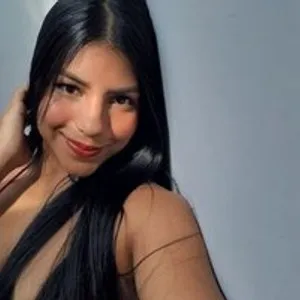 EMILIA-GRACE from bongacams