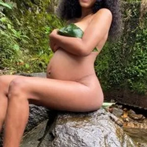 EbonyScarlett from bongacams