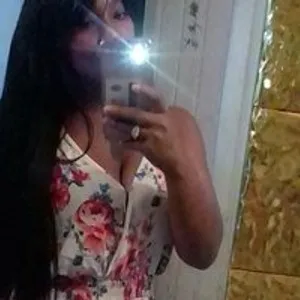 Ebonydaniela from bongacams