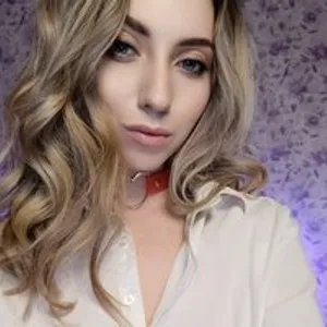 EffyWhite from bongacams