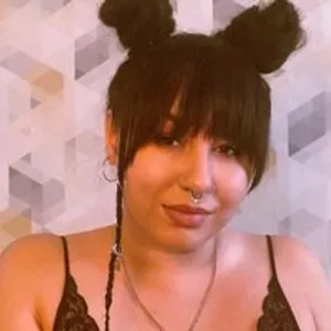 Eka381 from bongacams