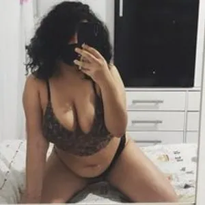 Electraaabody from bongacams