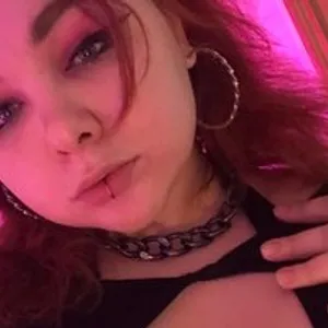 EliseAdams from bongacams