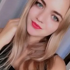 ElzaWhite from bongacams