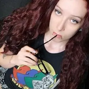 Ember-Gal from bongacams