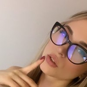 EmiliGlam's profile picture