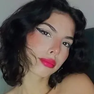 EmillyCopers from bongacams