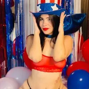 EmilyBeltonn from bongacams