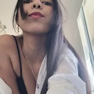 Emma08 from bongacams