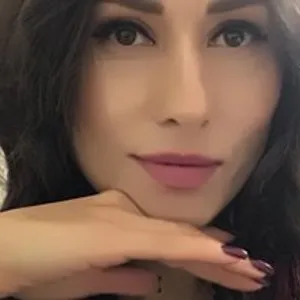 Erikasins from bongacams