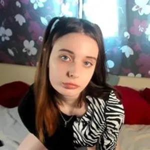 EshlinnBrook from bongacams