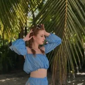 FieryFox-Lana from bongacams