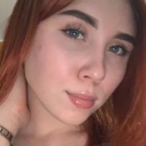 FoxiKiss from bongacams