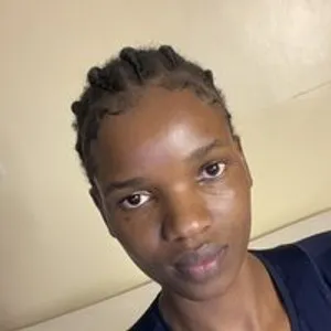 FreakkyAira from bongacams