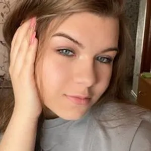 Glinoxy from bongacams