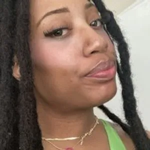 Goddessafro from bongacams