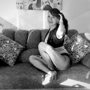 HannaCute from bongacams