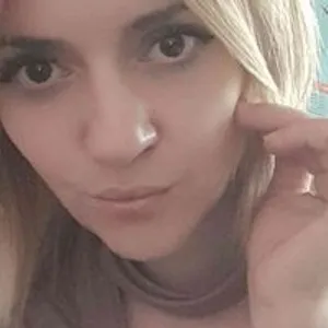 HelgaStrip from bongacams