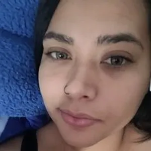 HeyiamLuna from bongacams