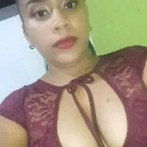 HiilaryRomero from bongacams