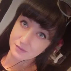 Irena-7 from bongacams