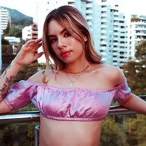 IrinaLeone from bongacams