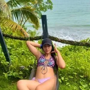 IsabellaHiill from bongacams