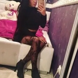 IsabelleGrace from bongacams