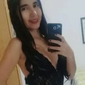 Isis-19 from bongacams