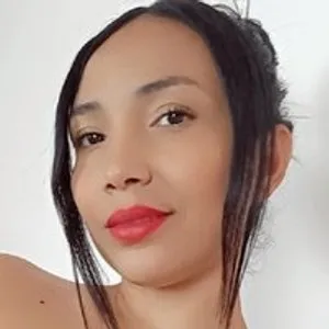 IsisFox from bongacams