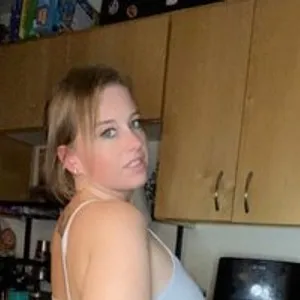 Itbethebooty4me from bongacams