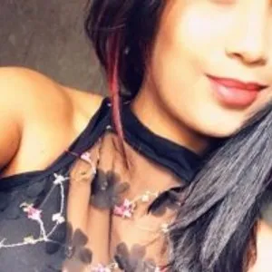 IvannaW from bongacams