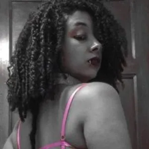 Ivy-Rouge from bongacams