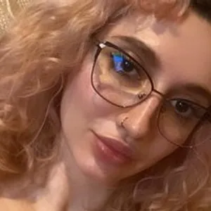 JesicaHaze from bongacams