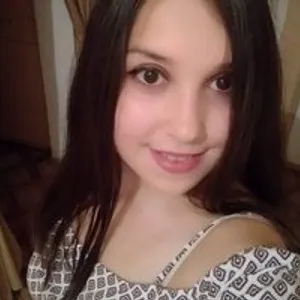 JessieXShine from bongacams