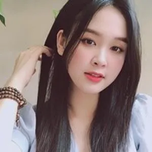 JinYiYii from bongacams