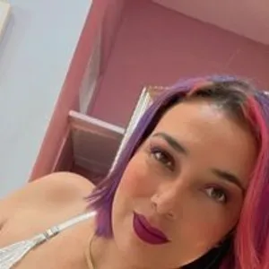 JulietaAlya from bongacams