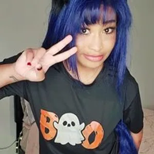 Kaijuxkitty from bongacams