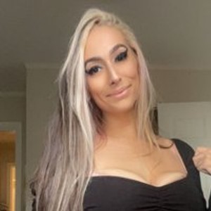 Camgirl is actually offline